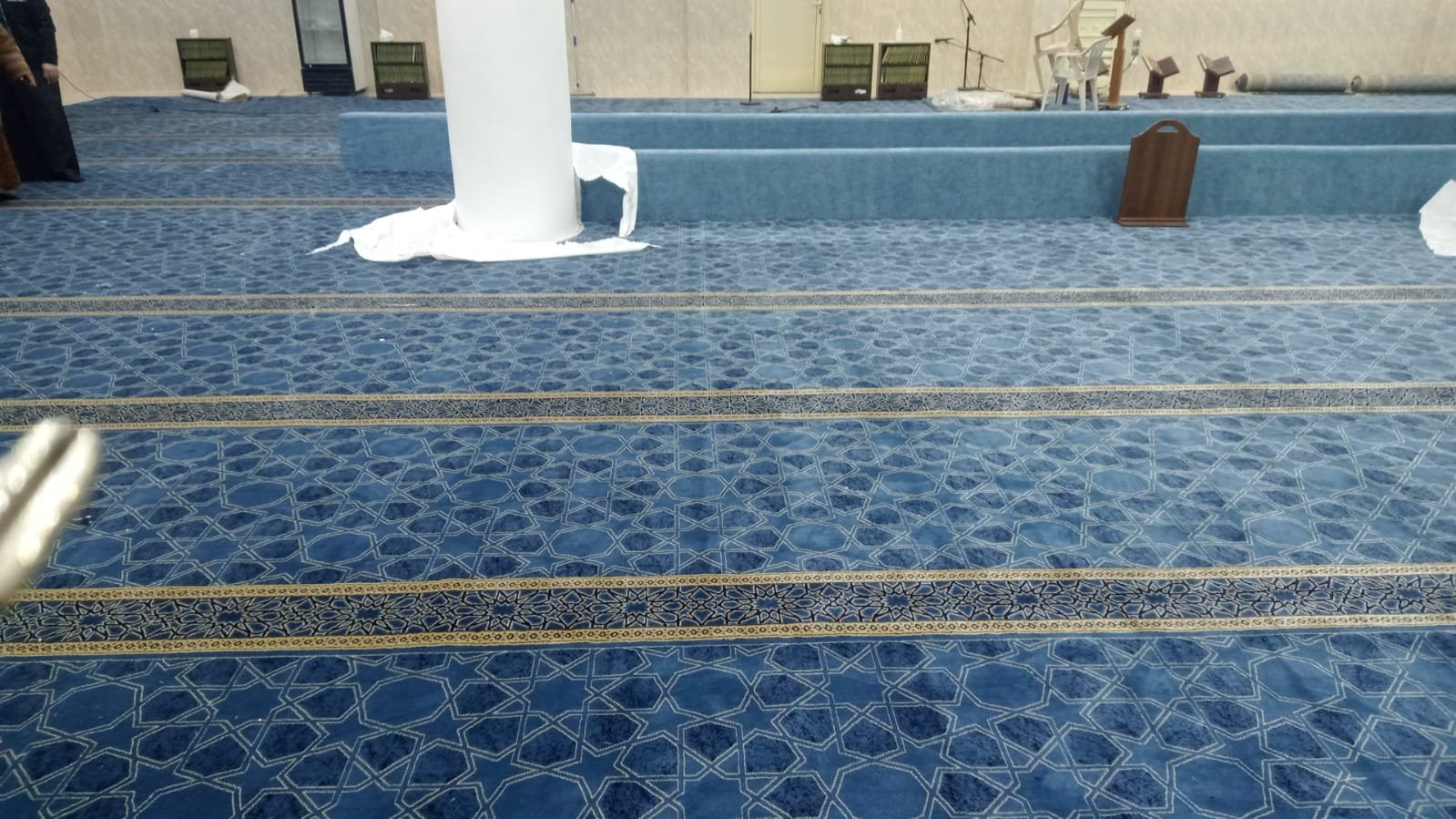 سجاد مساجد أزرق مركب بخطوط صلاة واضحة